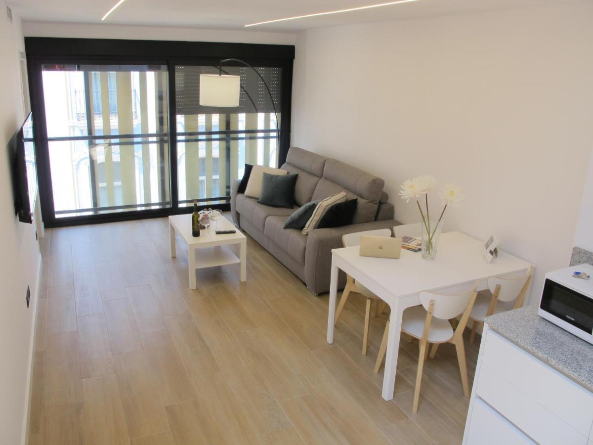 Apartamentos Romero 阿利坎特 外观 照片