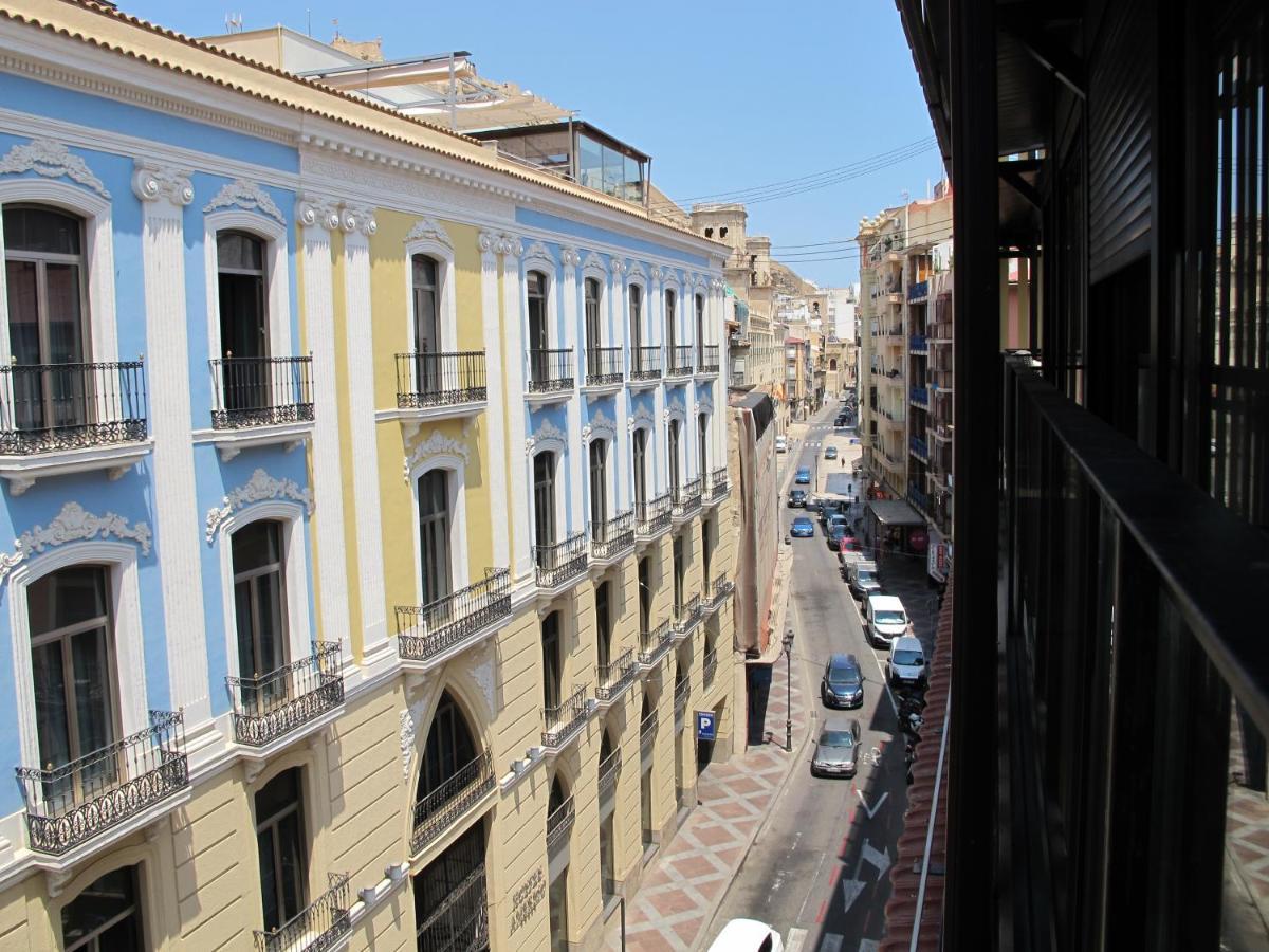 Apartamentos Romero 阿利坎特 外观 照片