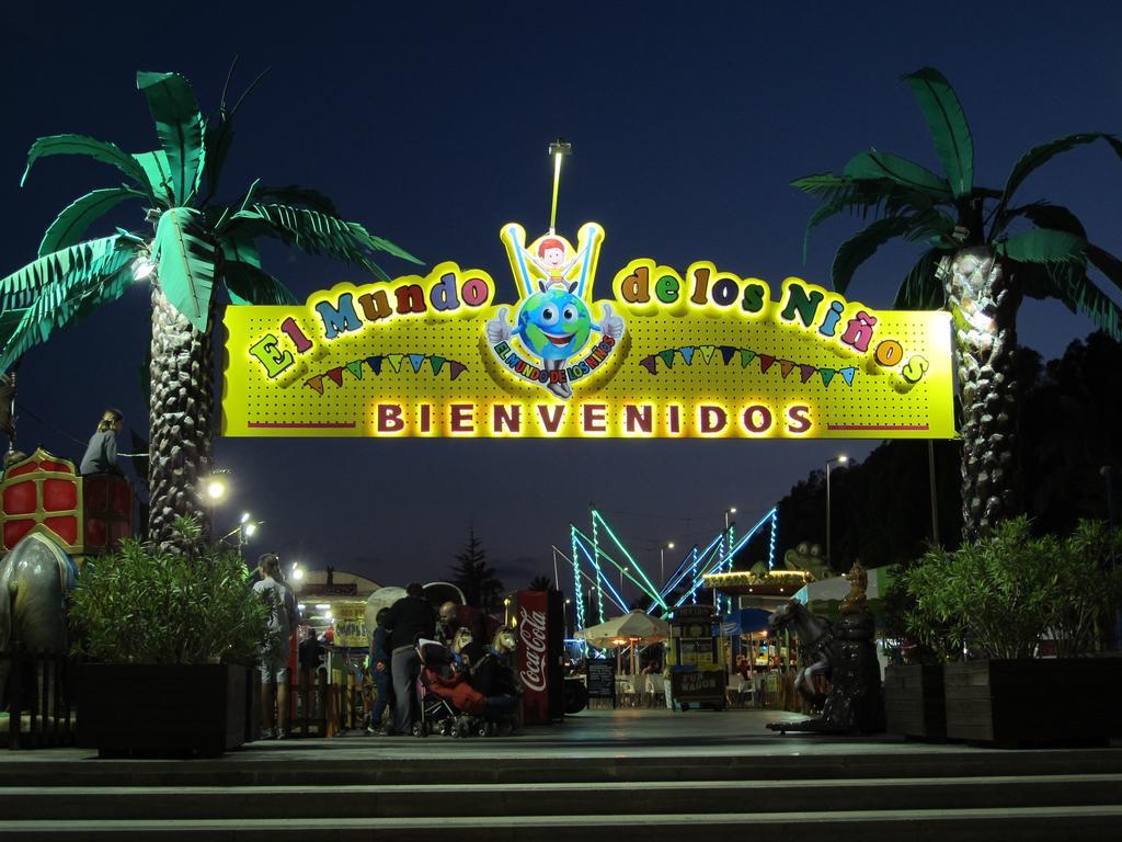Apartamentos Romero 阿利坎特 外观 照片