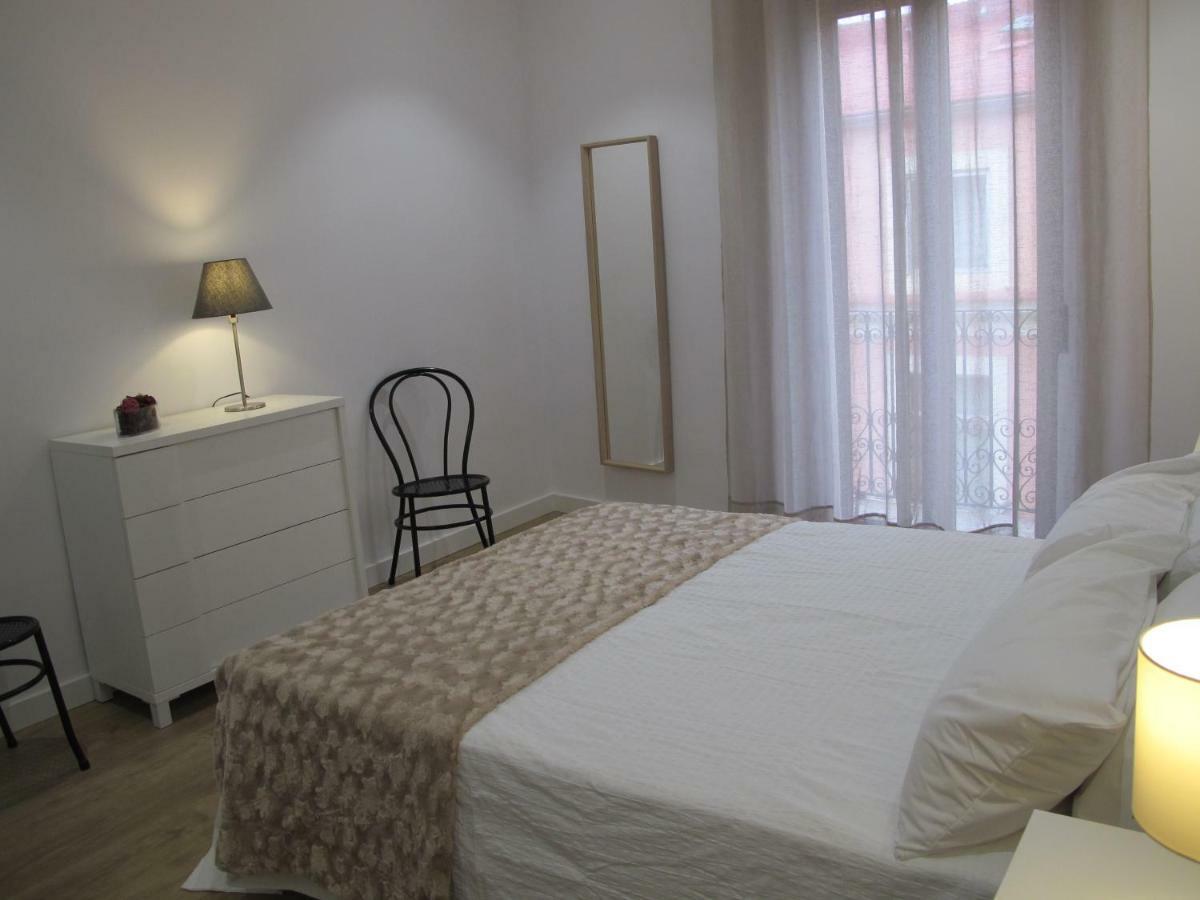 Apartamentos Romero 阿利坎特 外观 照片